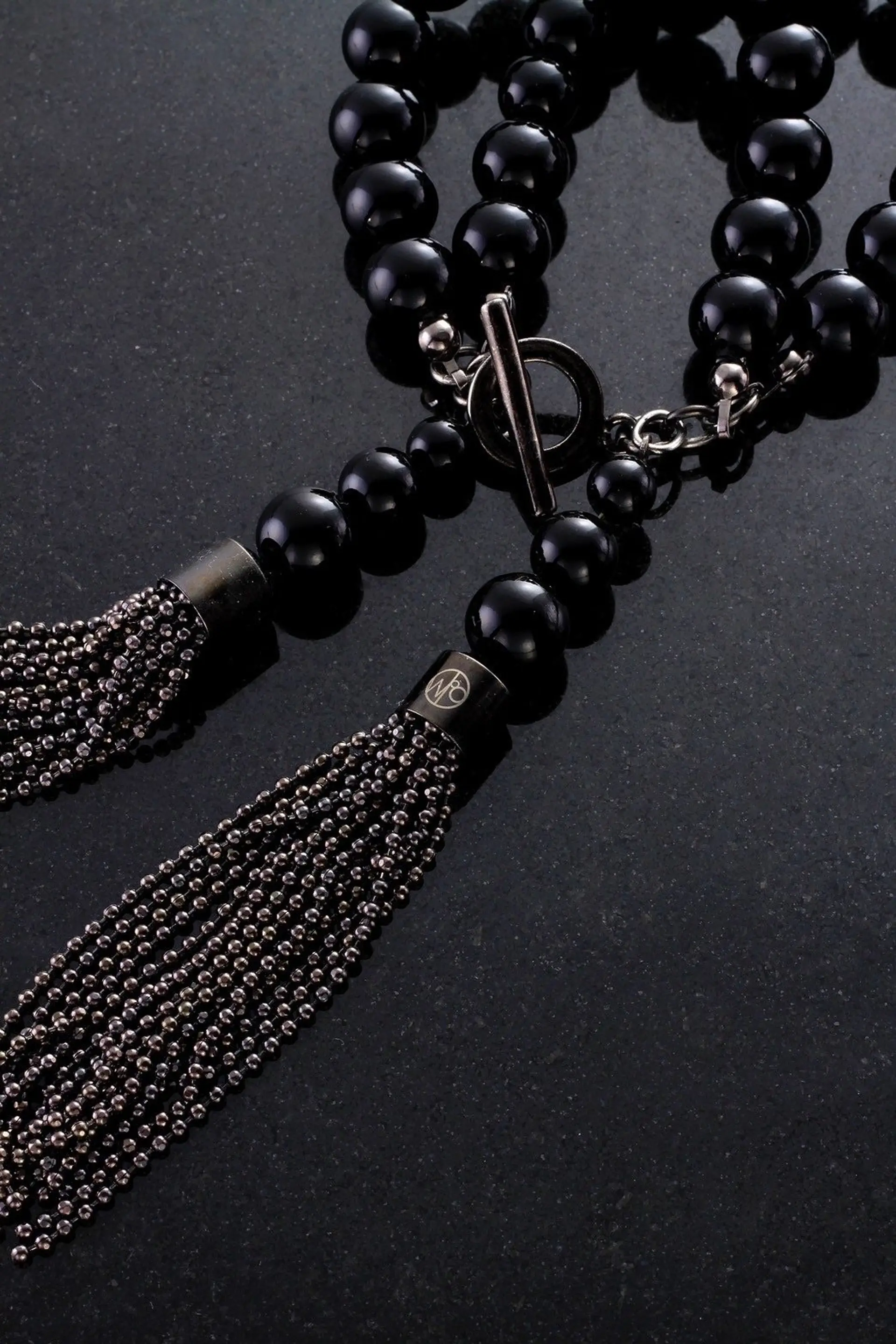 ball chain tassel two-strand bracelet (black)