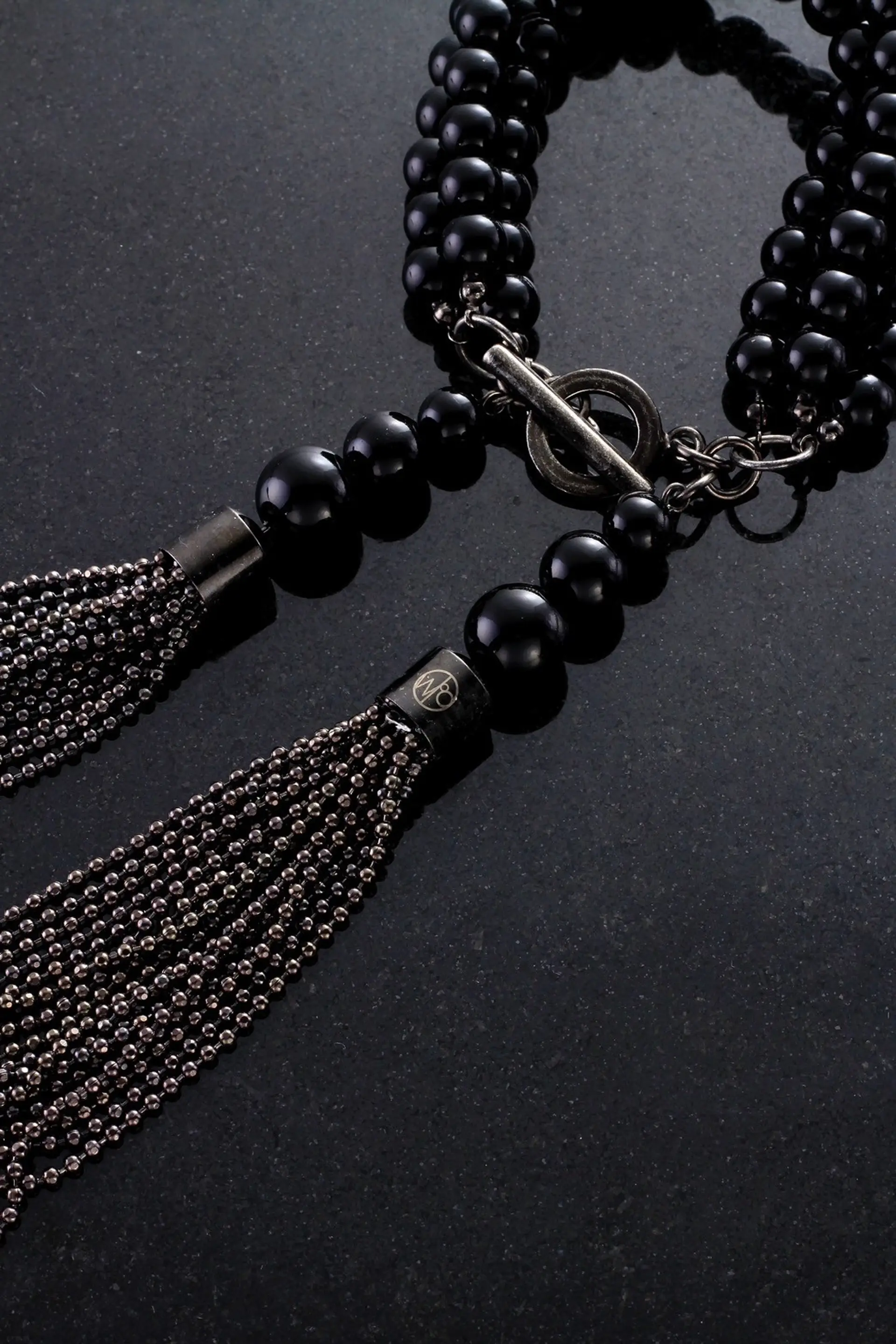ball chain tassel three-strand bracelet (black)